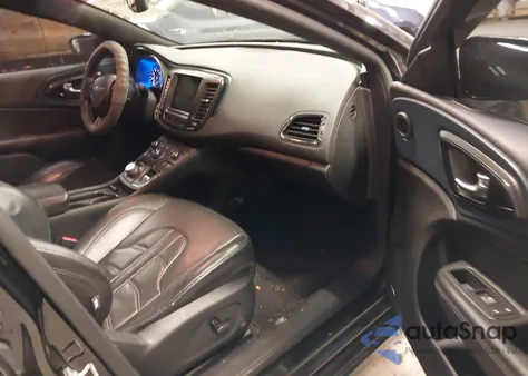 2016 Chrysler 200 S из США, поврежденный, VIN 1C3CCCBB9GN142191